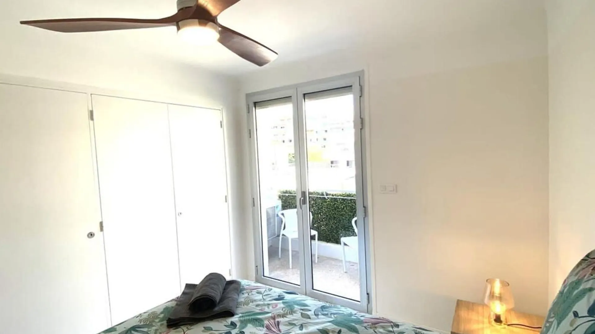 Le Soleil - Sea - Spacious - Hypercentre - Car Park Antibes Apartment